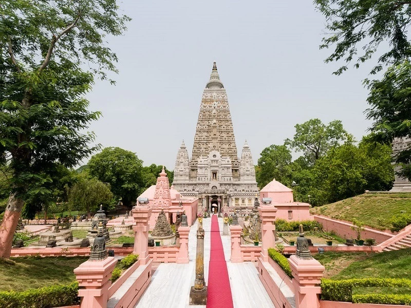Divine Kashi Tour